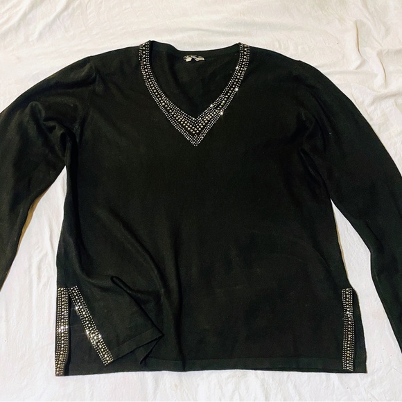 vila milano Sweaters - Chic Black Sweater with Silver Accents